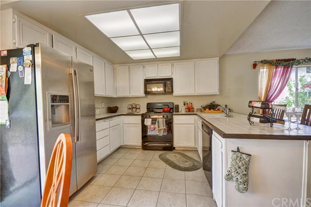 15421 Shadow Ridge Street, Hacienda Hts, CA 91745