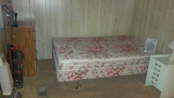 2704 S. Tulip Tree Ln