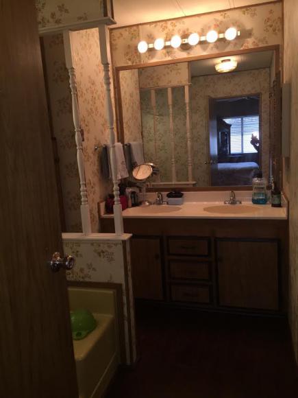 Twin Oaks Mobile Home Park3800 Bradford StSPC 151La Verne, CA 91750