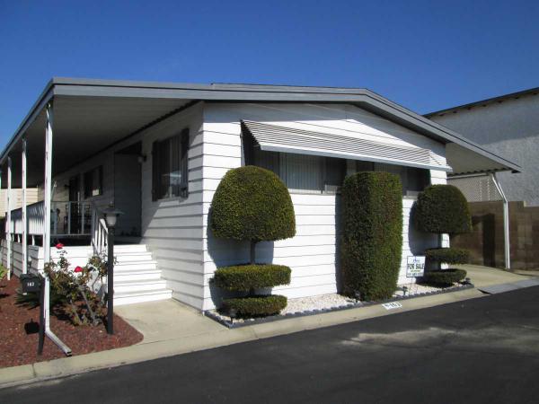 Twin Oaks Mobile Home Park3800 Bradford StreetLa Verne, CA 91750