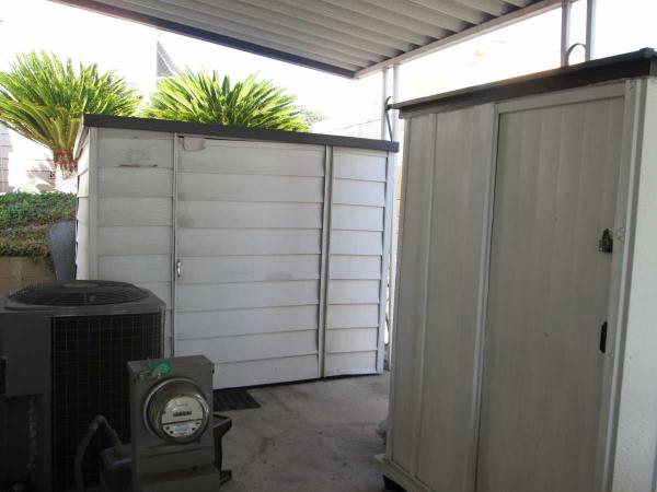 Twin Oaks Mobile Home Park3800 Bradford StreetLa Verne, CA 91750