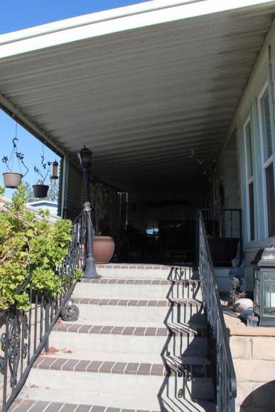Twin Oaks Mobile Home Park3800 Bradford St. #22La Verne, CA 91750