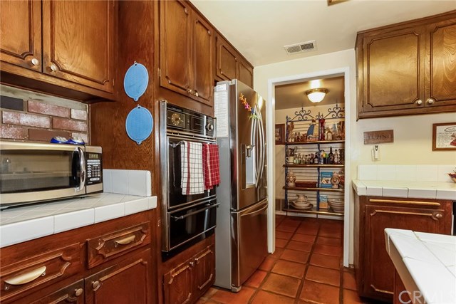 1093La Rue, La Verne, United States 91750
