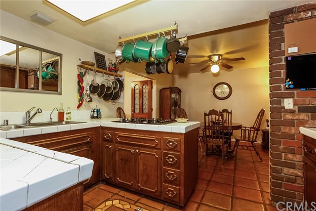 1093La Rue, La Verne, United States 91750