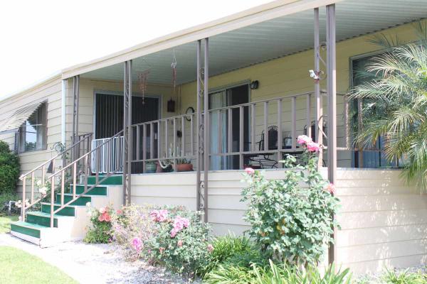Twin Oaks Mobile Home Park3800 Bradford #262La Verne, CA 91750