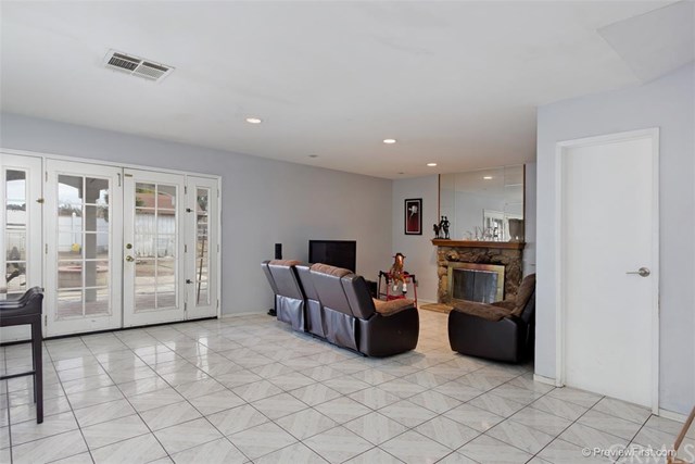 5948 Aurora Avenue, Jurupa Valley, CA 91752