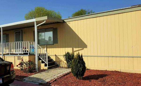 Country Meadows Mh Community 1855 E. Riverside Dr #81Ontario, CA 91761