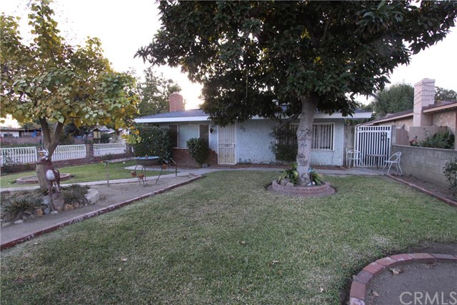 1938 S Sultana Ave