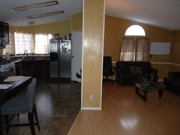 Country Meadows Mh Community 1855 E. RIVERSIDE DR 424Ontario, CA 91762