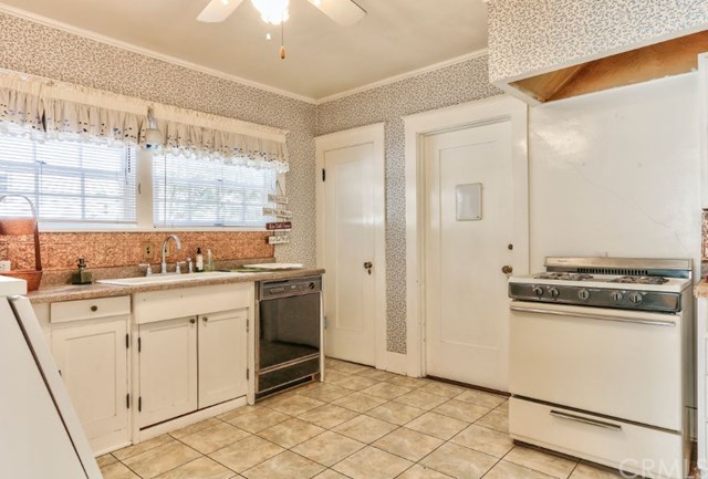 1122 North Euclid Avenue, Ontario, CA 91762