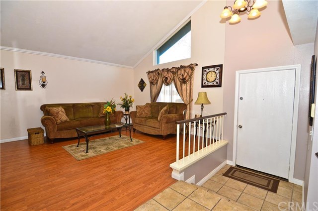 25Ridge Crest Cir, Phillips Ranch, United States 91766