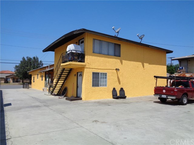 1748 S Reservoir St, Pomona, United States 91766