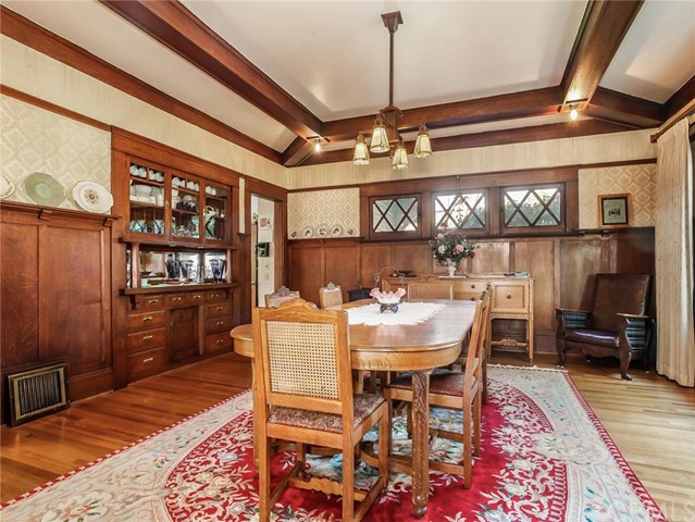 395 East Jefferson Avenue, Pomona, CA 91767