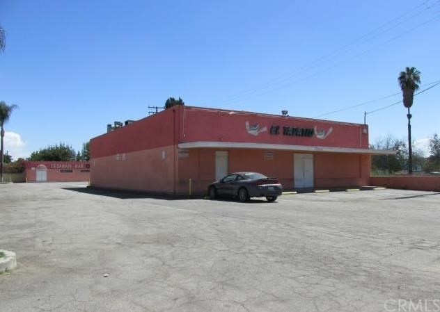 160 E Holt Ave