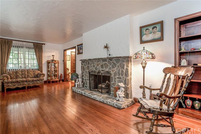 395 Garfield Avenue, Pomona, CA 91767