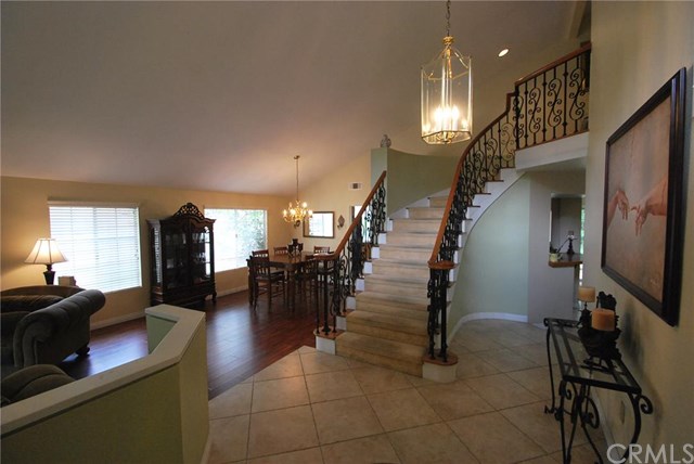 1740 La Mancha, Pomona, United States 91768