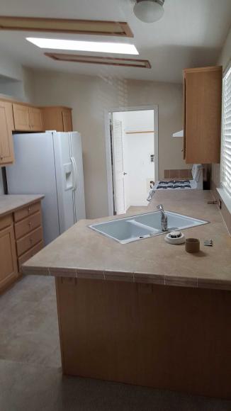 Pomona Islander 8667 Valley blvd #4Pomona, CA 91768