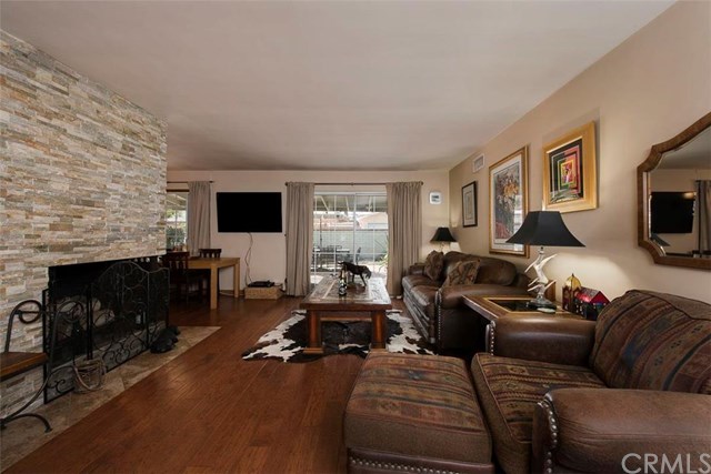 5537 Robinhood Avenue, Temple City, CA 91780