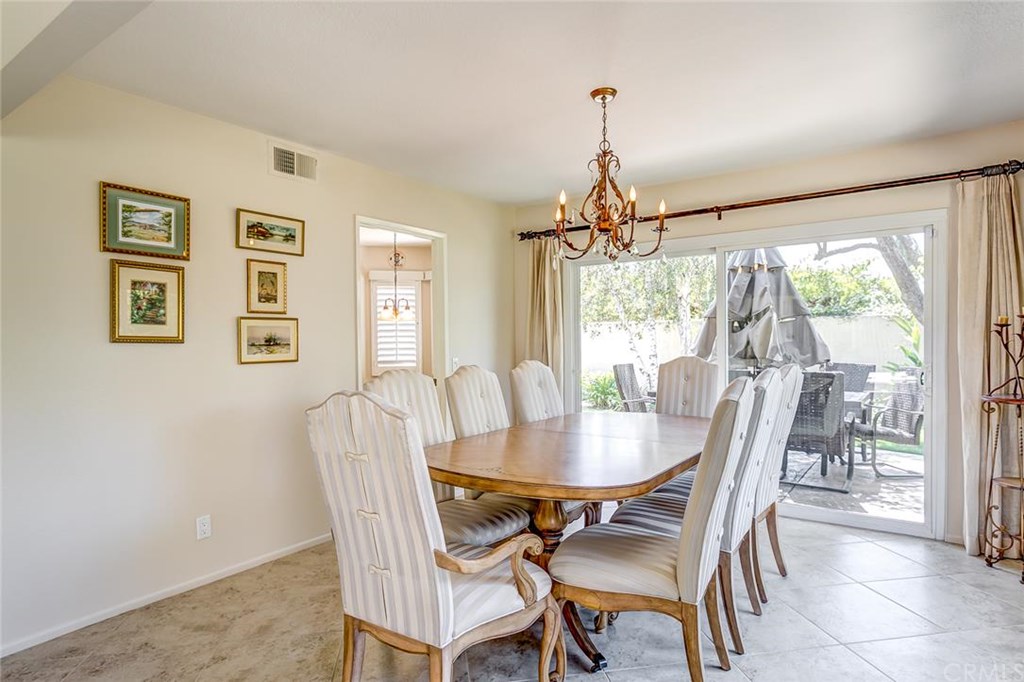 820 Calle Del Sol, Upland, CA 91784