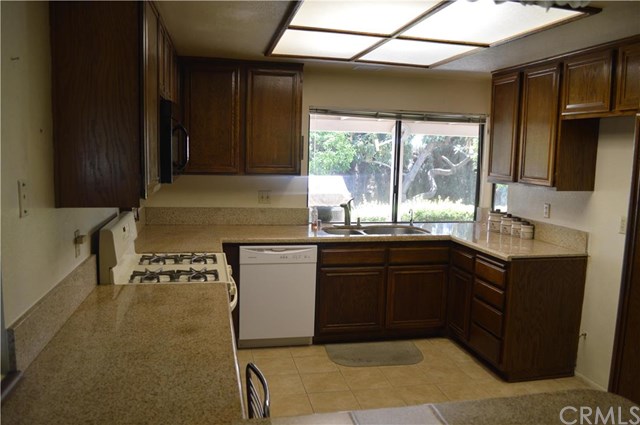 960 West Solano Street, Upland, CA 91784