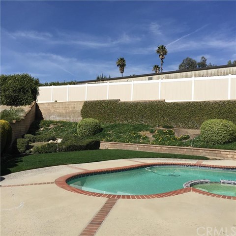 2147 Lucinda Way, Upland, CA 91784