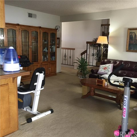 2147 Lucinda Way, Upland, CA 91784