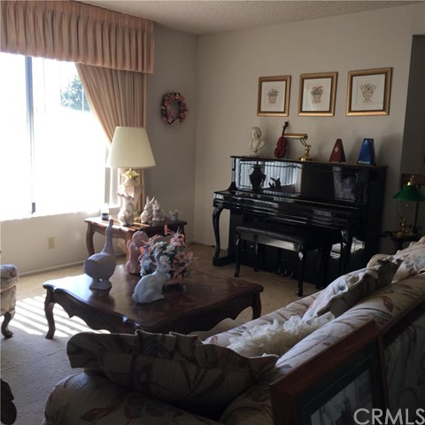 2147 Lucinda Way, Upland, CA 91784