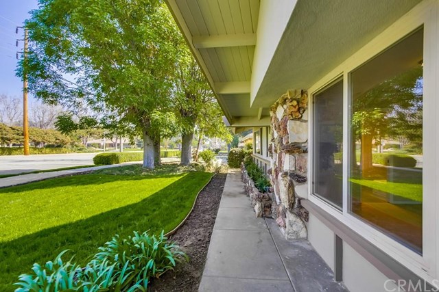 190 West 16th Street, Upland, CA 91784