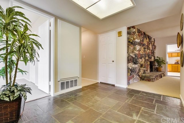 190 West 16th Street, Upland, CA 91784