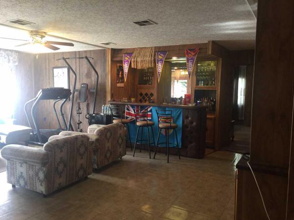 Upland Meadow Mobile Estates 929 E. Foothill Blvd #194Upland, CA 91786