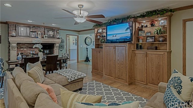 1182 North Ukiah Way, Upland, CA 91786