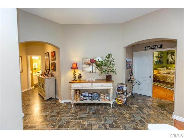 1352 Upland Hills Drive South, Upland, CA 91786