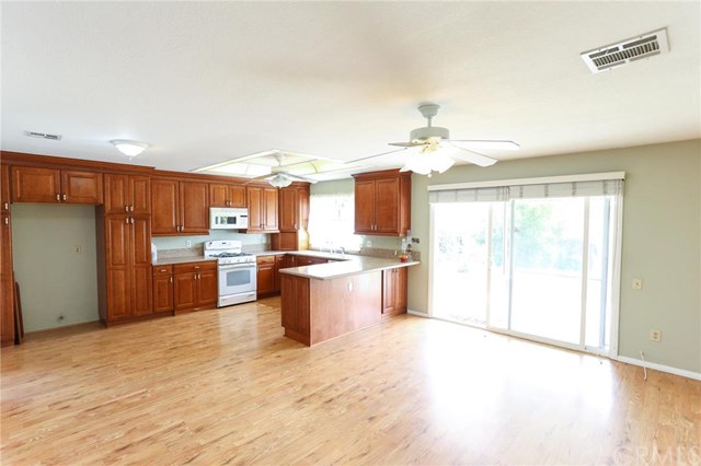1158 West 14th Street, Upland, CA 91786
