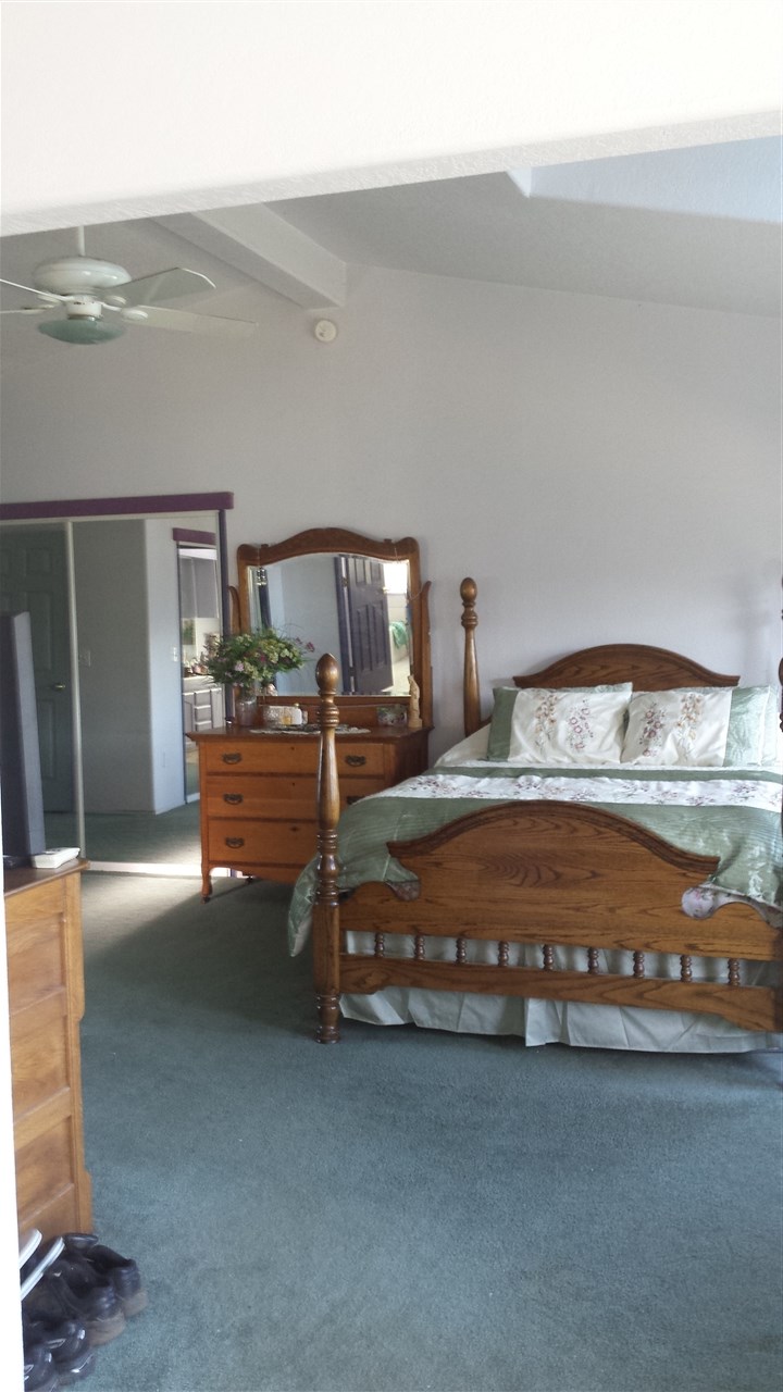 854 S Grade, Alpine, CA 91901