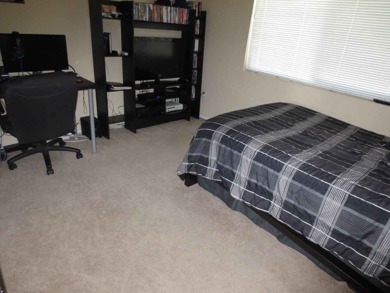 2313 Columbine Dr, Alpine, CA 91901