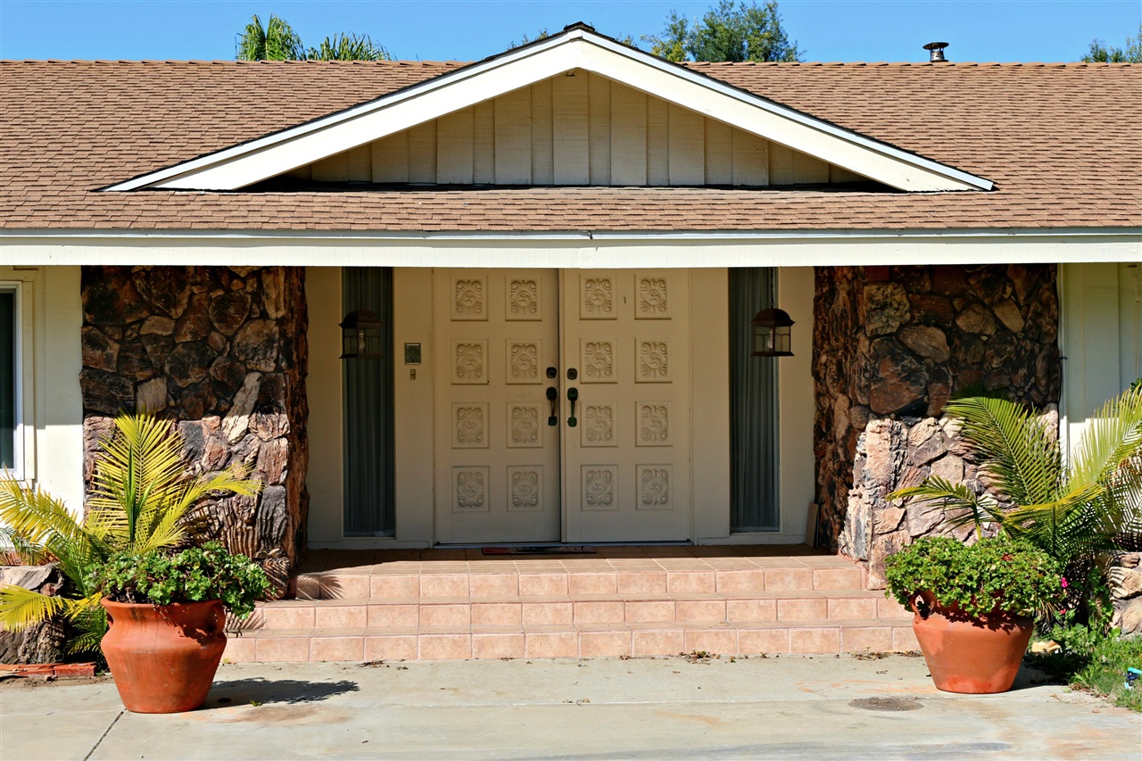 5656 Pray St, Bonita, CA 91902