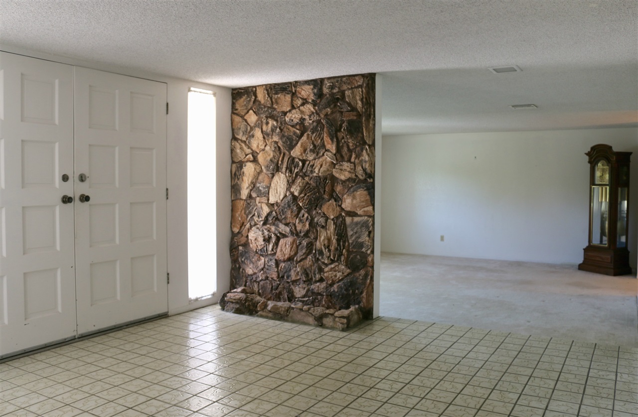 5656 Pray St, Bonita, CA 91902