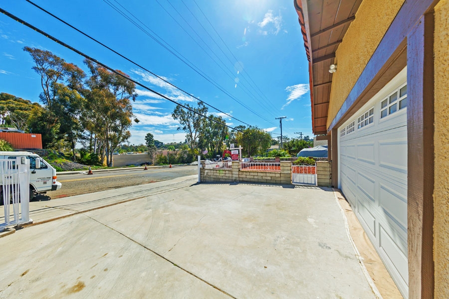 868 HALECREST, Chula Vsita, CA 91910