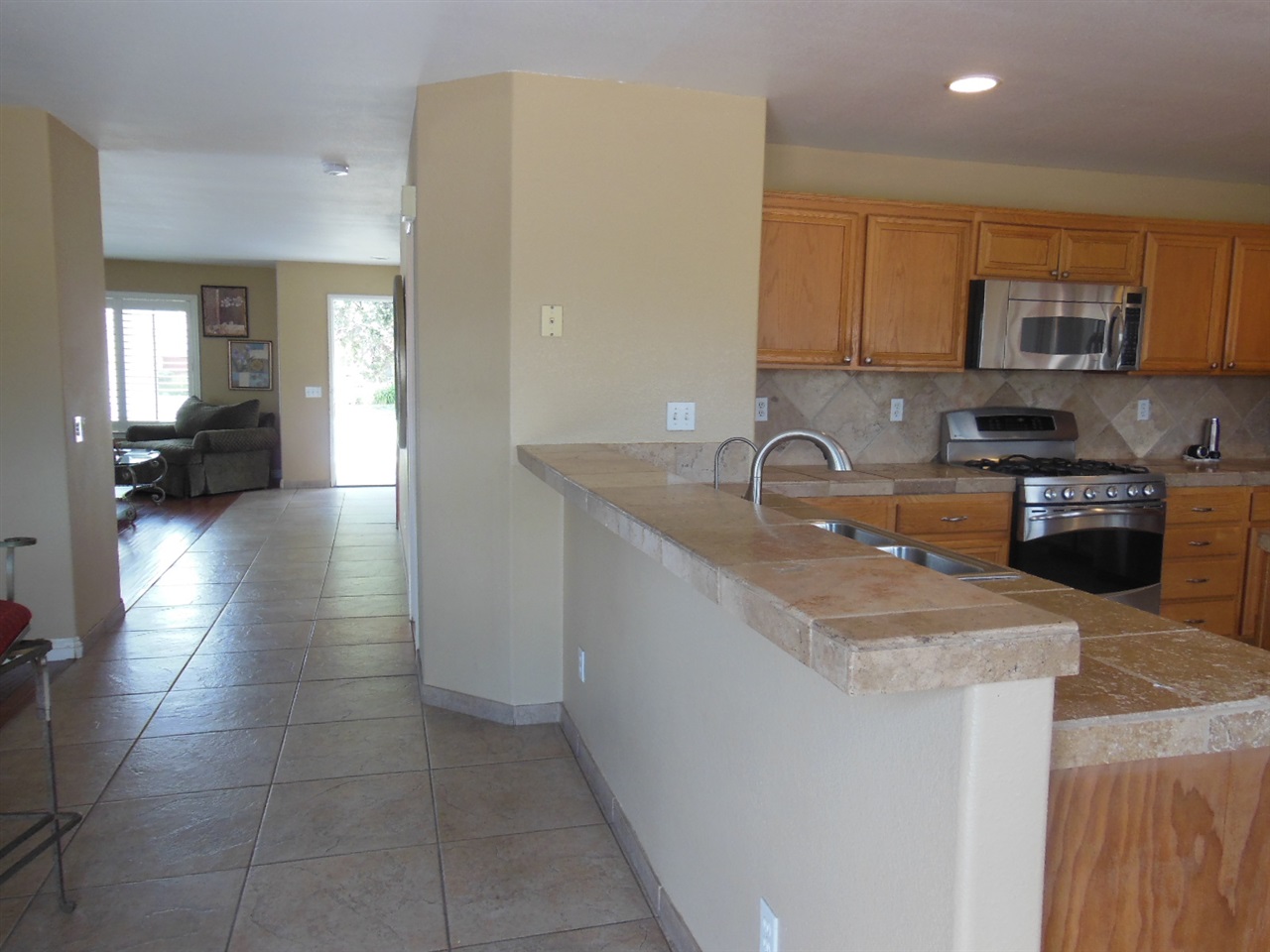 2576 Green Valley Rd, Chula Vista, CA 91915
