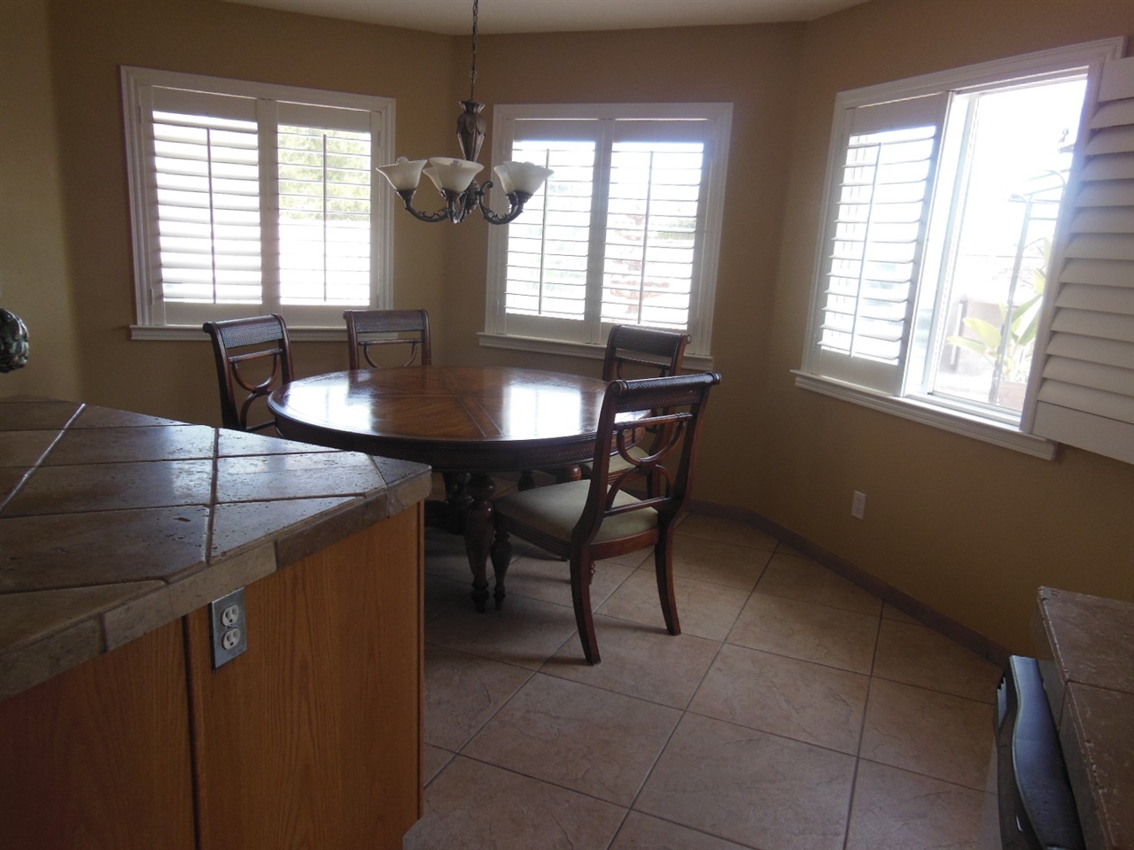 2576 Green Valley Rd, Chula Vista, CA 91915
