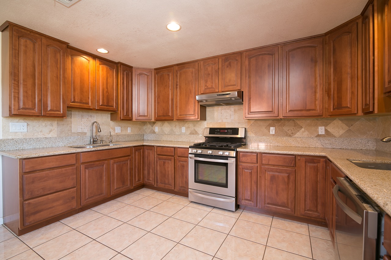 9879 Oak Grove Drive, Descanso, CA 91916