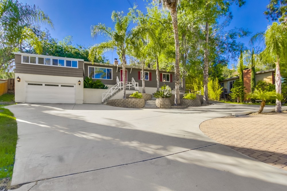 4116 Bancroft Dr, La Mesa, CA 91941