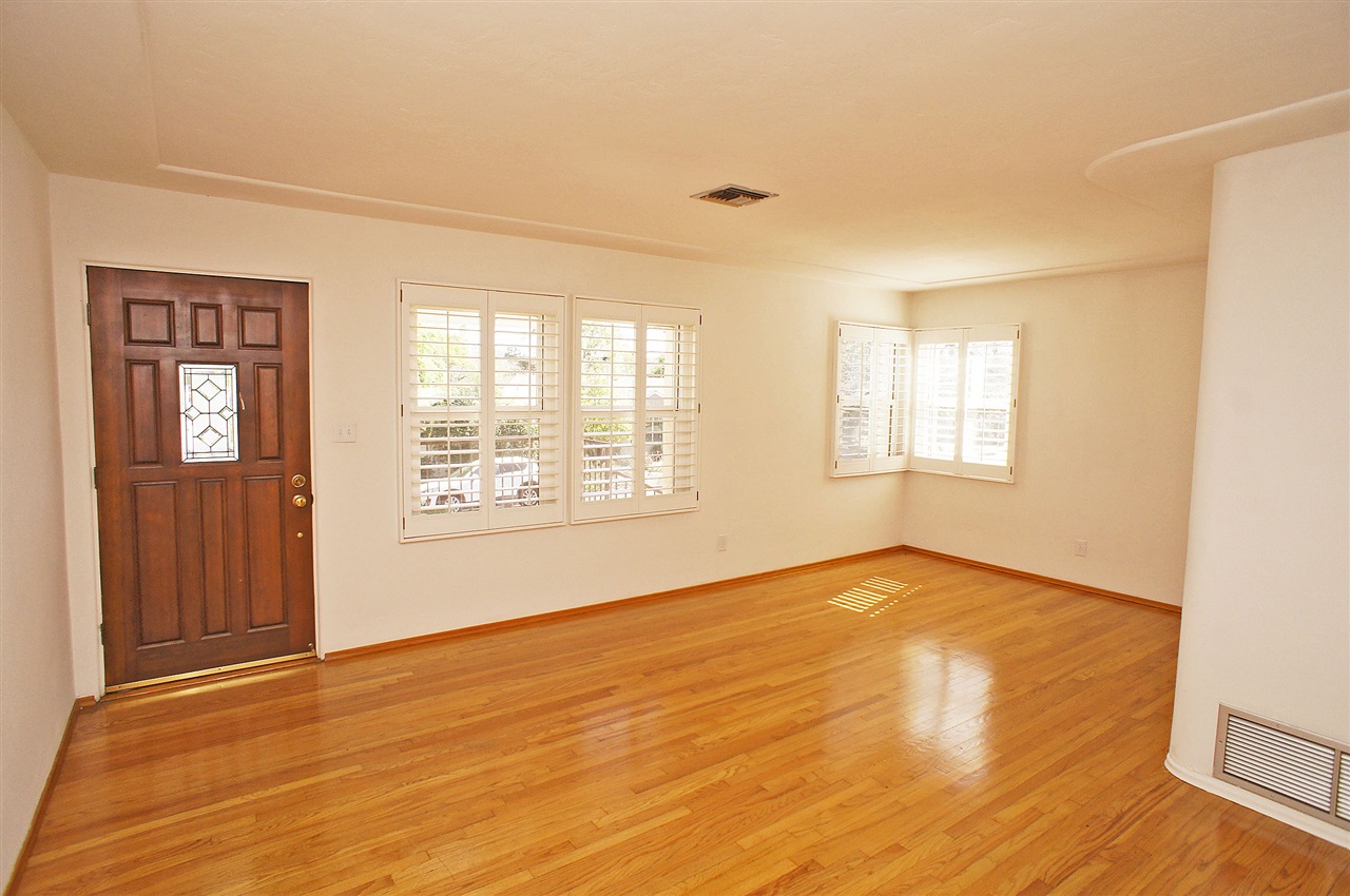 5150 Randlett Drive, La Mesa, CA 91942