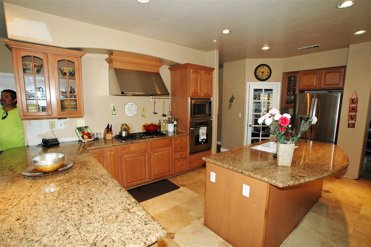 9844 EUCALYPTUS ST., Spring Valley, CA 91977