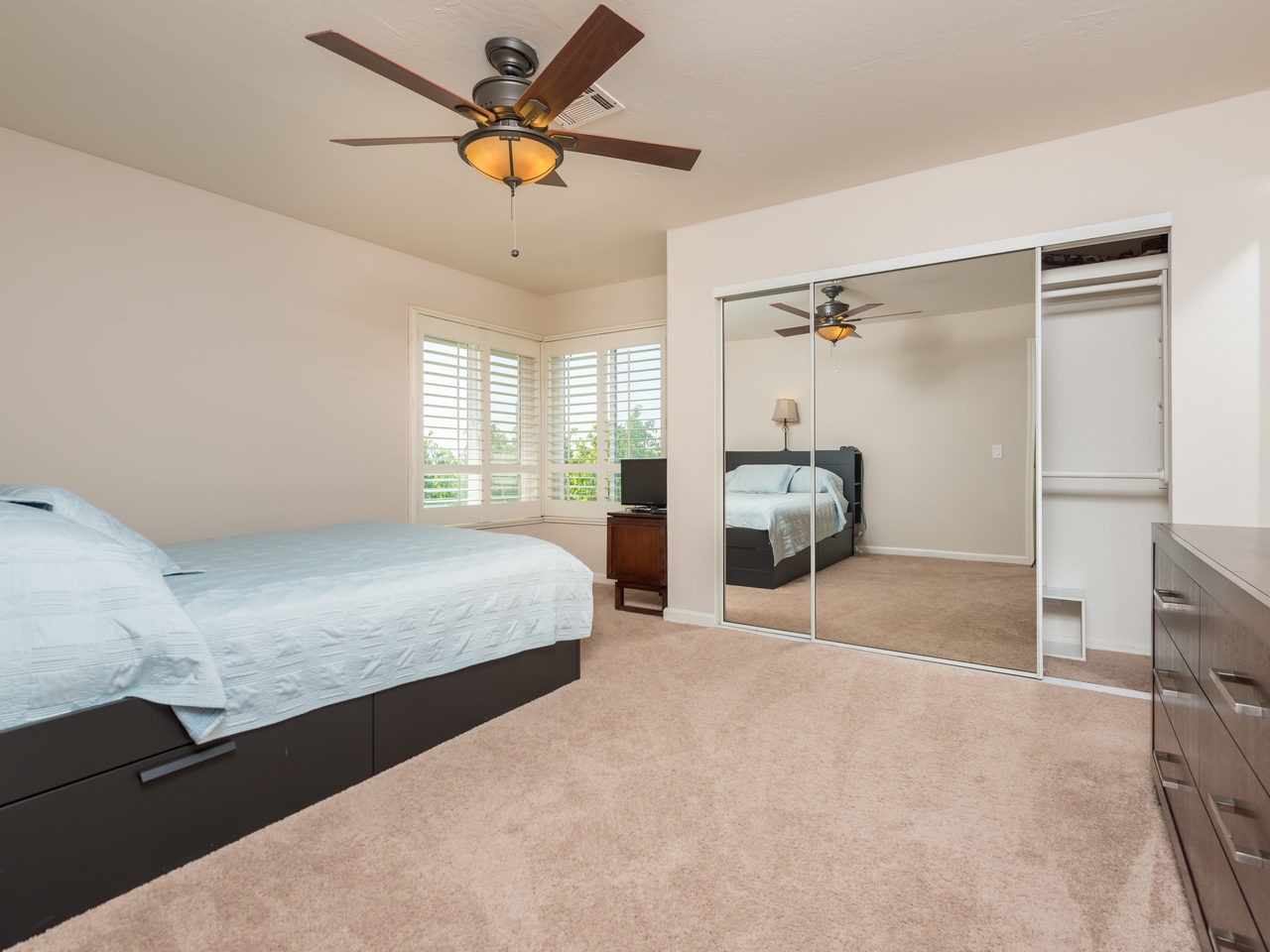 1607 Portola Ave, Spring Valley, CA 91977