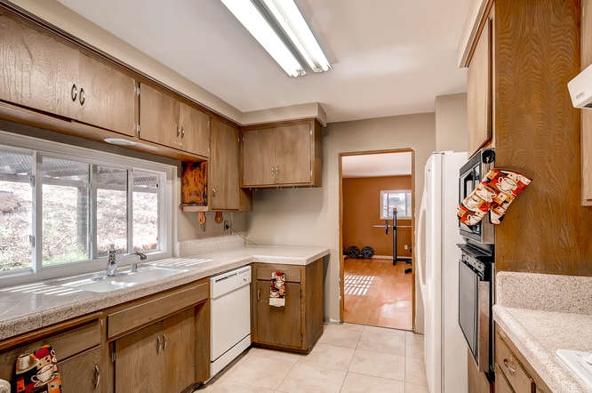 3196 Fair Acres Lane, Spring Valley, CA 91978