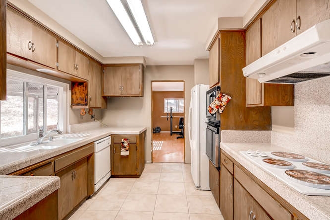 3196 Fair Acres Lane, Spring Valley, CA 91978