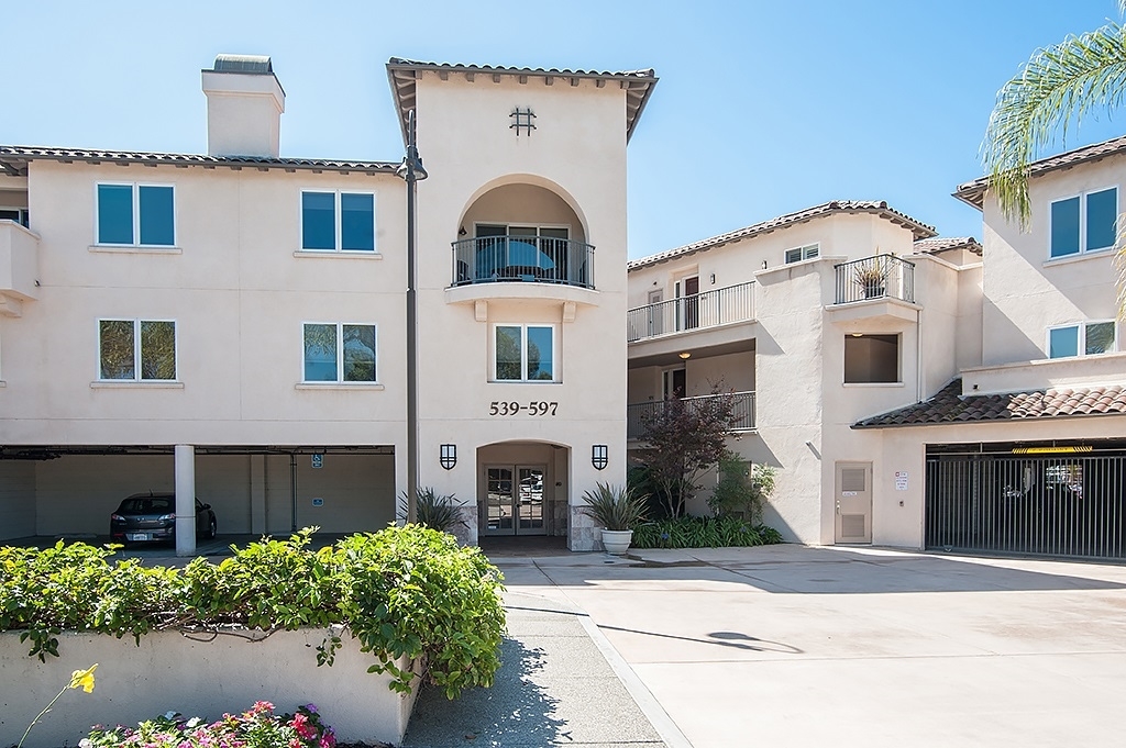 555 Laguna Dr, Carlsbad, CA 92008