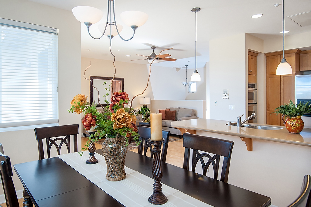 555 Laguna Dr, Carlsbad, CA 92008