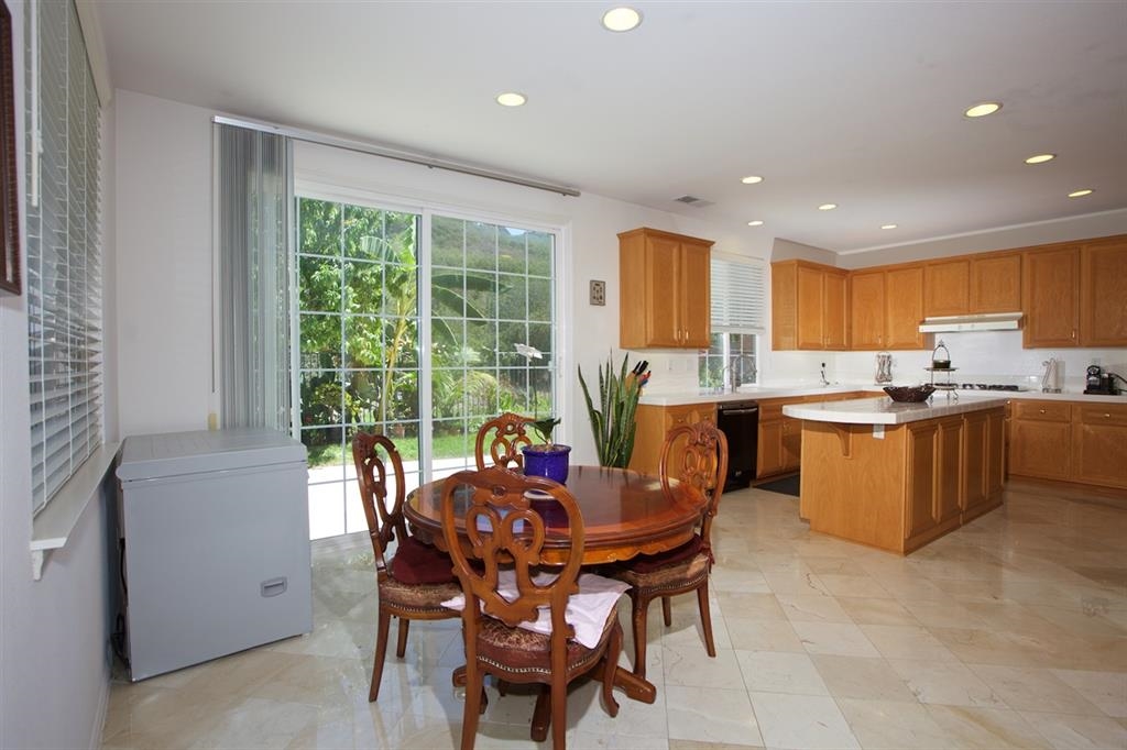 6486 Willow Place, Carlsbad, CA 92011